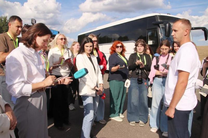 Первой локацией пресс-тура к XXXIII Дню белорусской письменности стал Костюковичский лесхоз! 